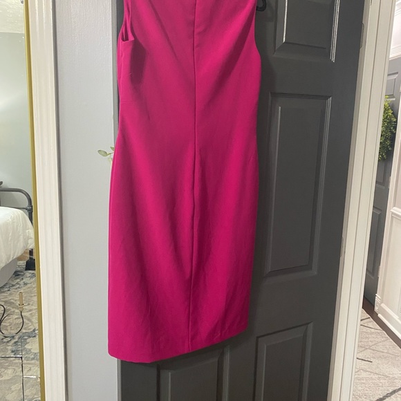 Ralph Lauren-Lauren Crepe Surplice Dress Fuchsia Size 8. - Picture 5 of 5